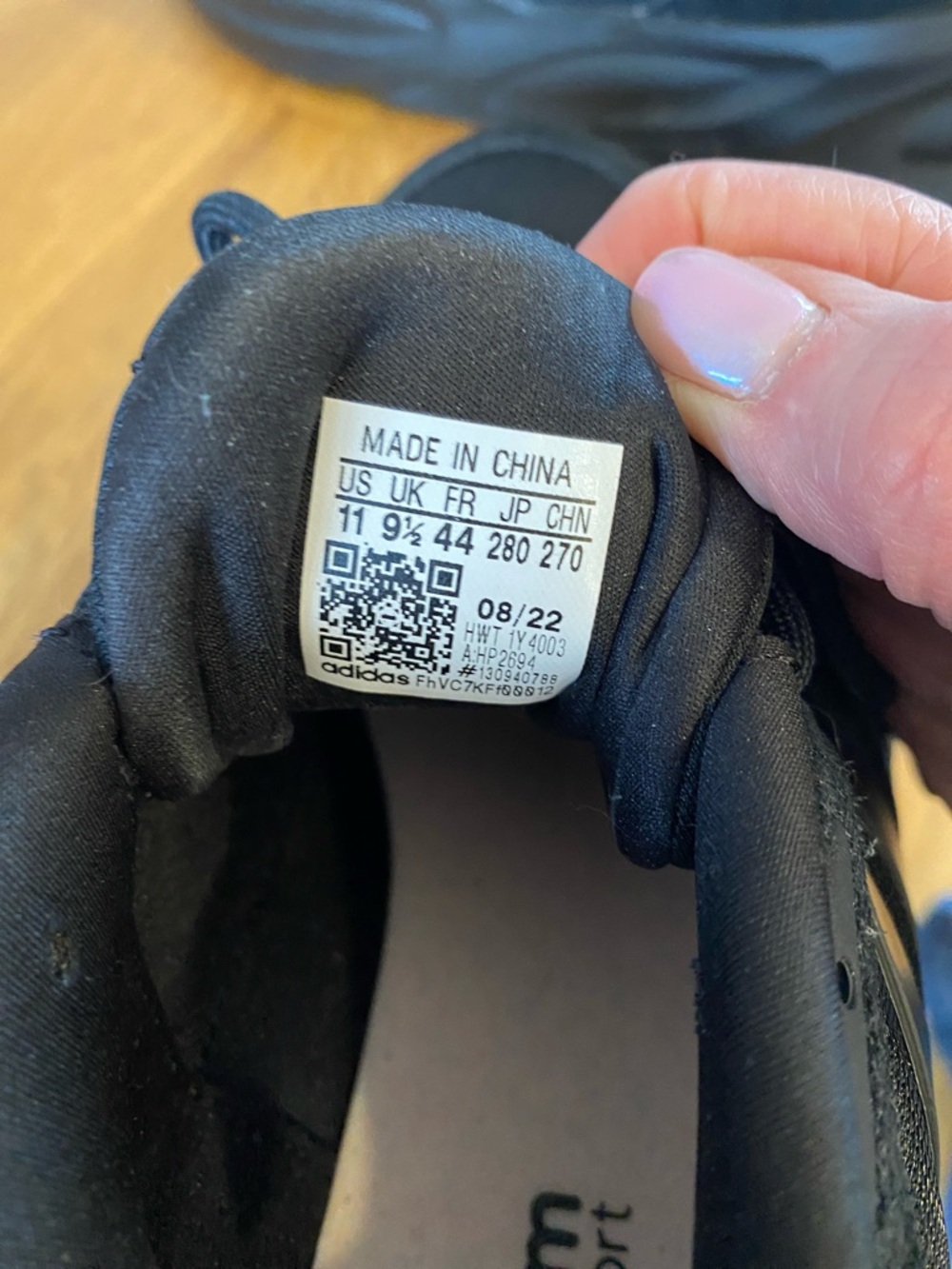adidas Ozelle Men's Black Athletic Sneakers - Picture 8 of 8